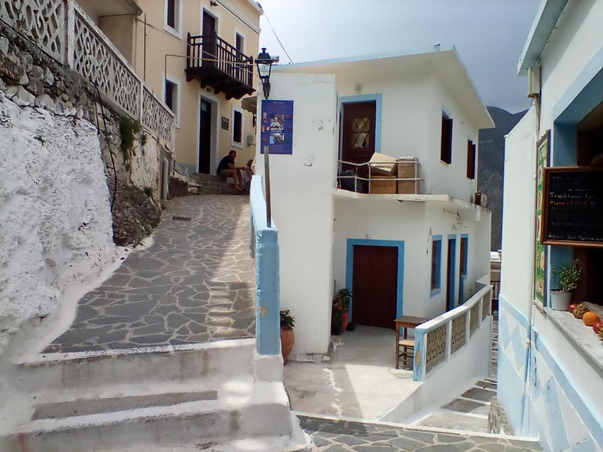 Olympos Apt With Amazing Mountain View 外观 照片
